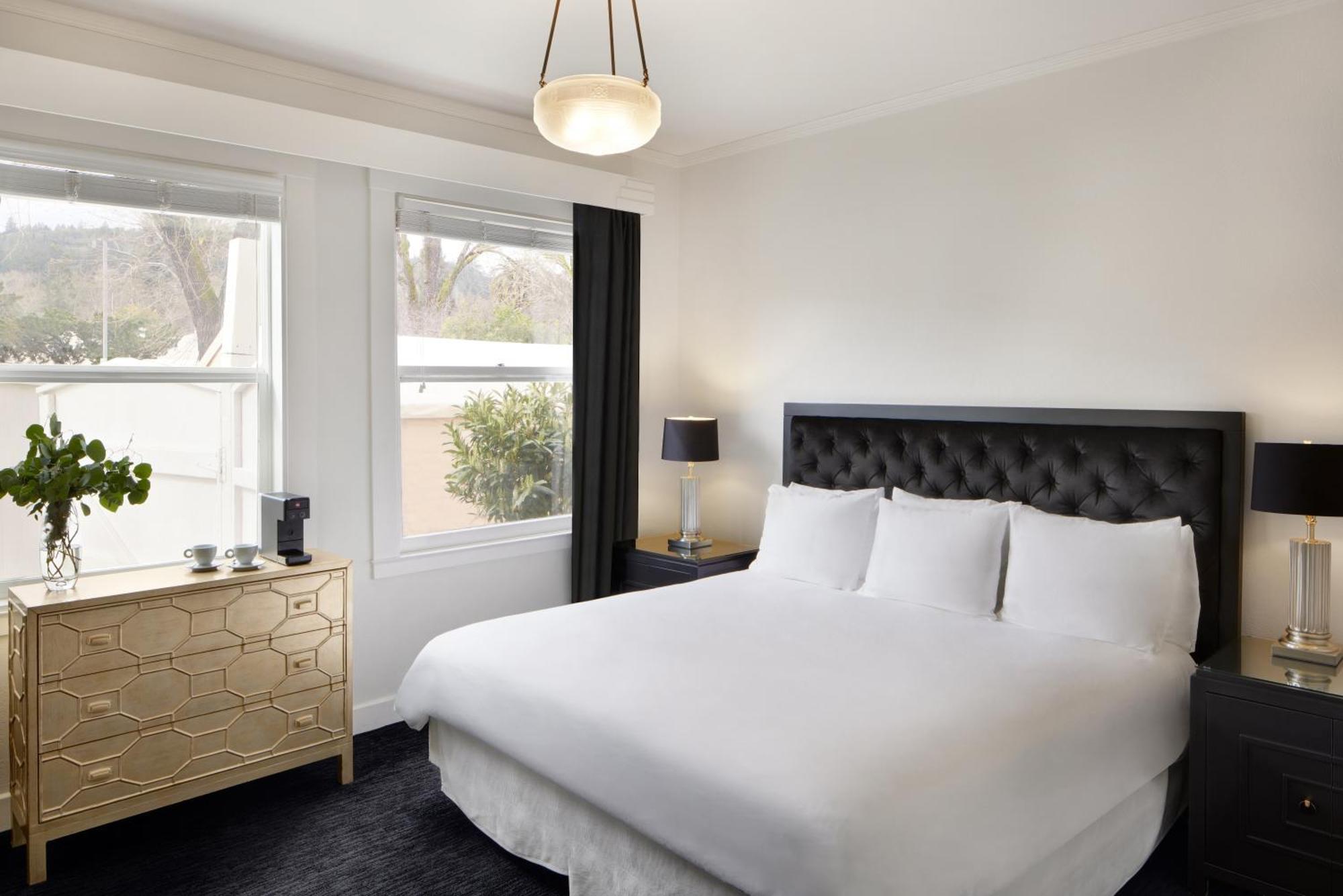 King Guestroom
